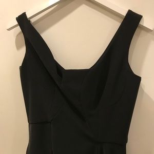 Delfi Collective Asymmetrical Top